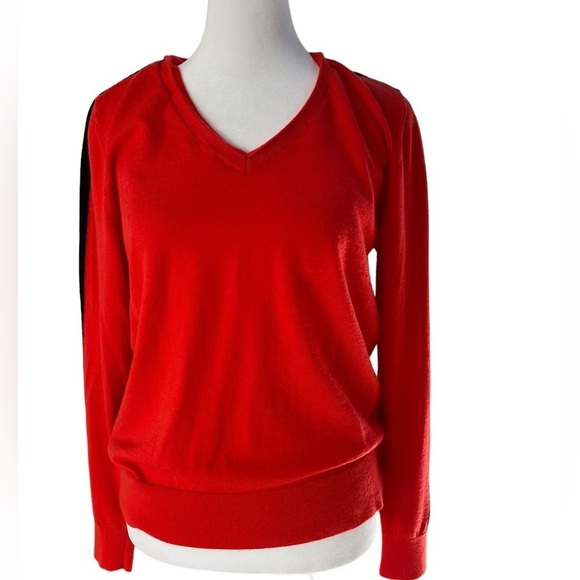 Banana Republic Merino Wool V-Neck Long Sleeve Pull Over in Red Size Medium - Picture 1 of 6